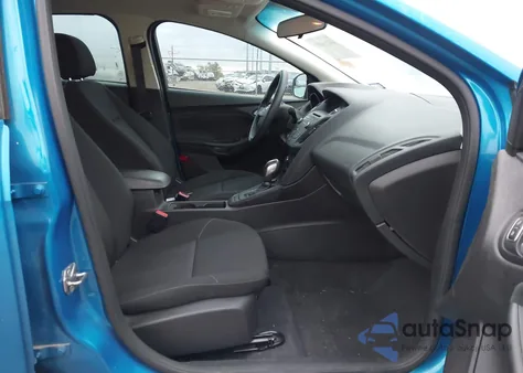 2015 Ford Focus Se z USA, uszkodzony, nr VIN 1FADP3F21FL385007